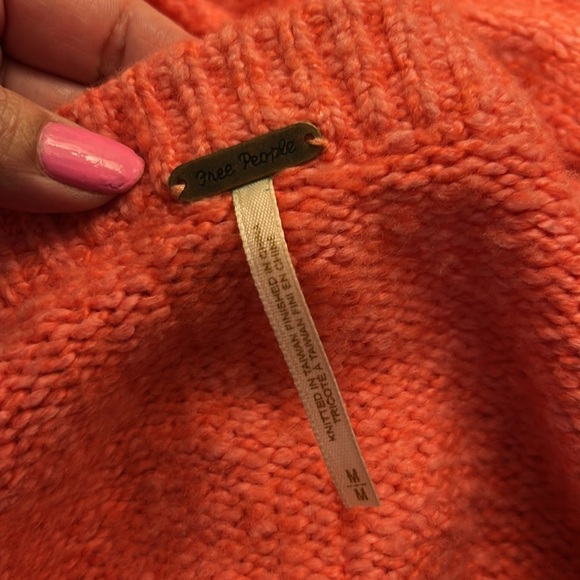 Free People Brookside Coral Boho Festival Pullover Oversized Knit Sweater Size M - Picture 6 of 8